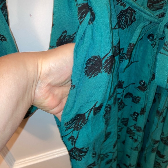 Ava & Viv Floral Shirtdress - Picture 3 of 4